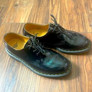 Patent leather Oxford Dr. Martens